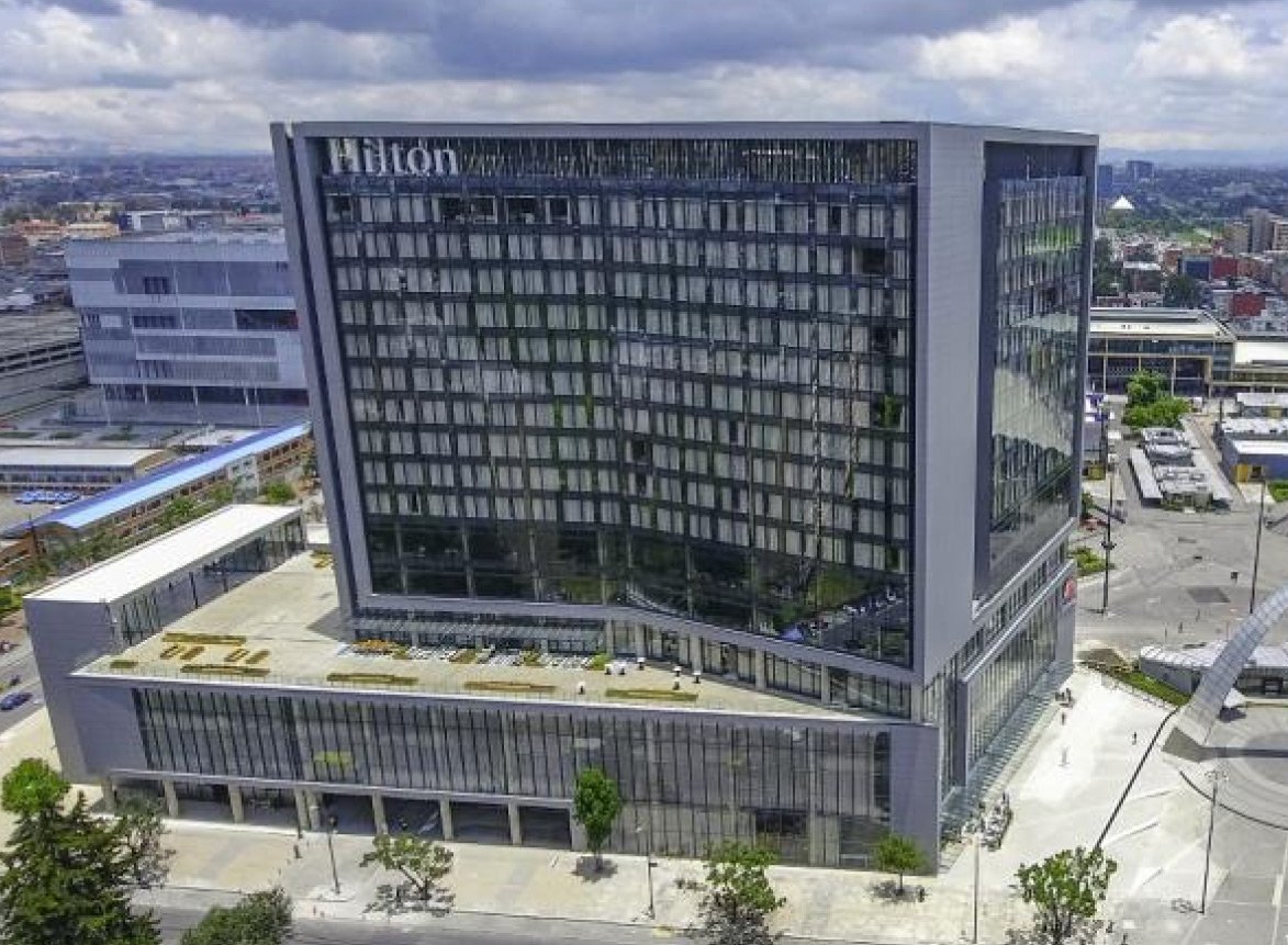 Tatiana-y-Juan-José-hotel-hilton